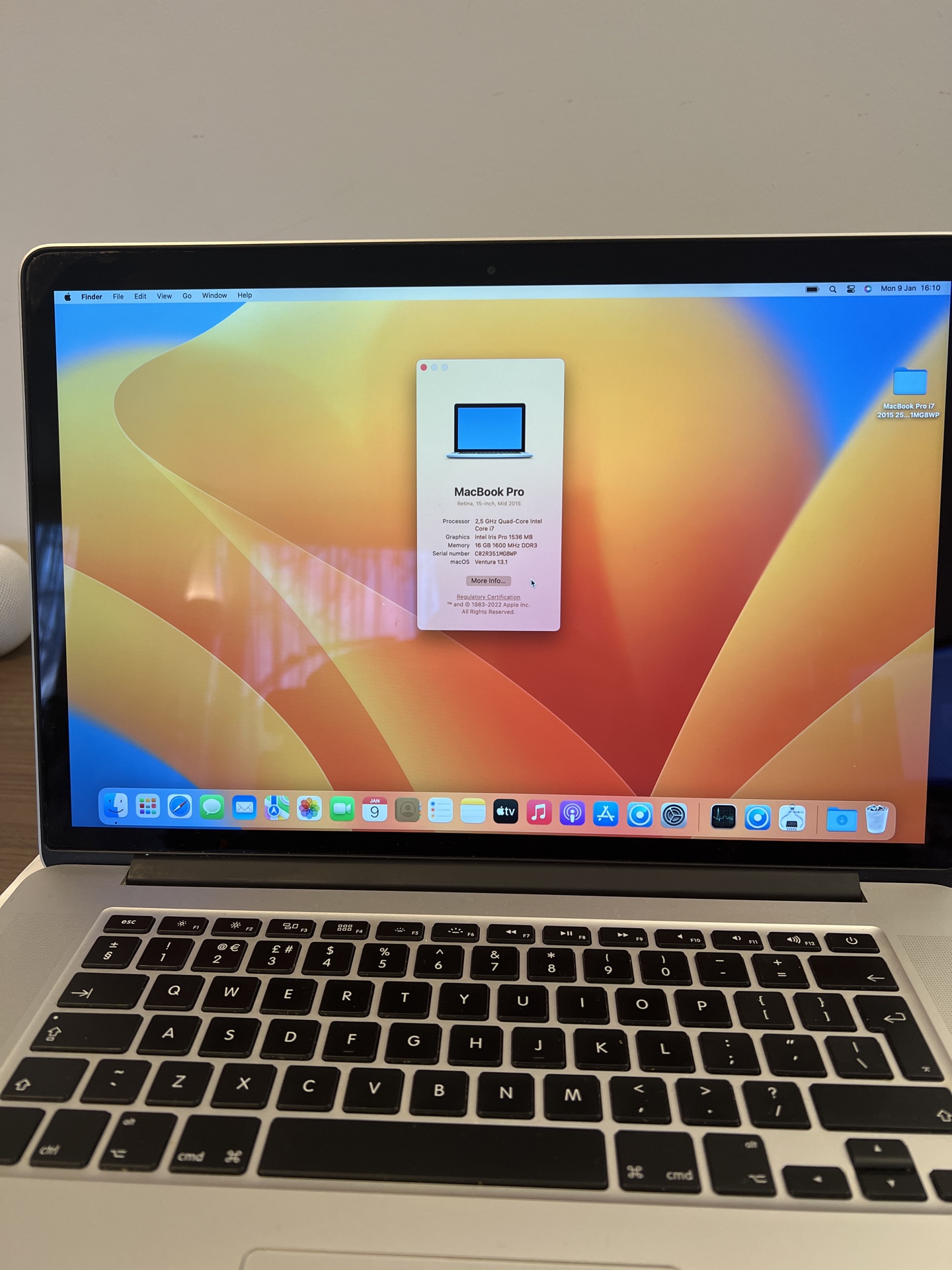 MacBook Pro 15′ RETINA i7 2,5GHz 16GB RAM AMD Radeon R9 2GB 256GB SSD –  – "Alles wat buiten fabrieksgarantie valt"